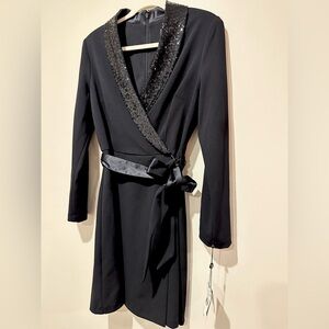 Adrianna Papell Sequin Collar Tuxedo Dress - 10